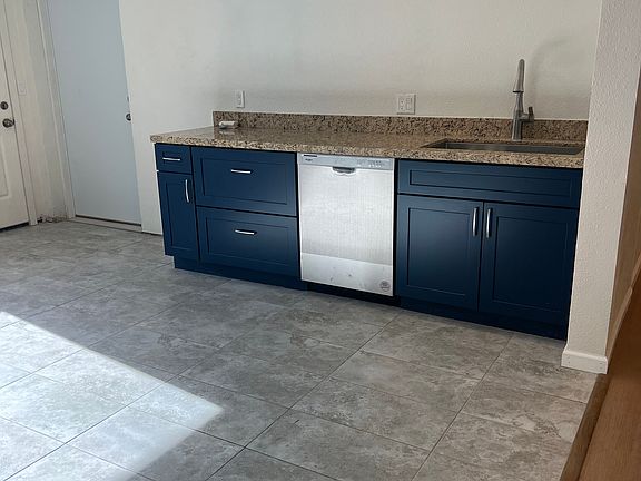 3rd image of 1820 E 6th Ave APT 3