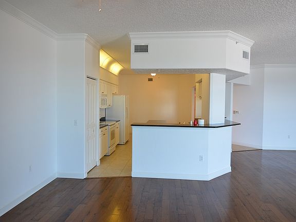 5th image of 2095 Highway A1a APT 4701