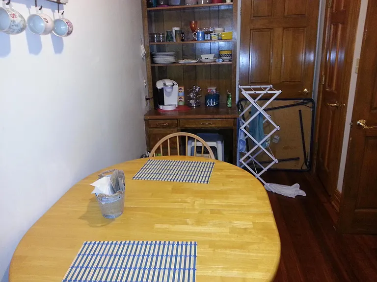 2512 Clark Ave — Photo 11