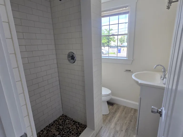 40 Barker St #1 — Photo 7