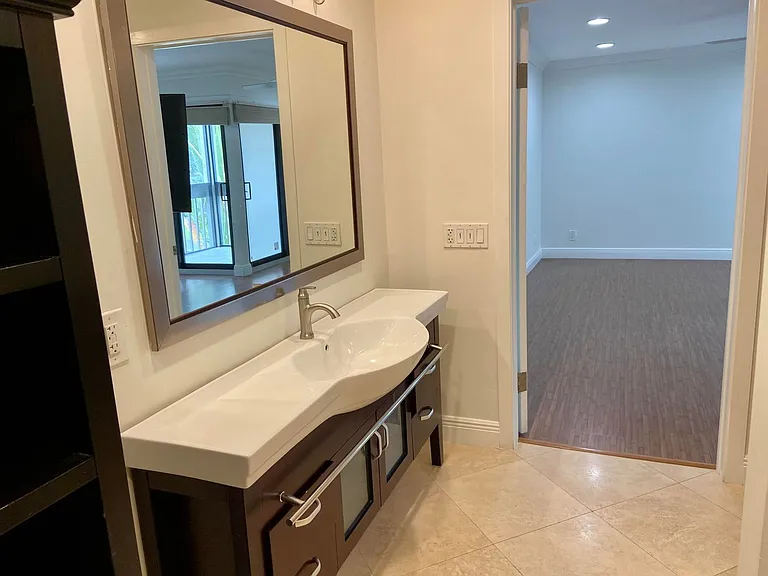 525 Bayfront Dr #525 — Photo 13