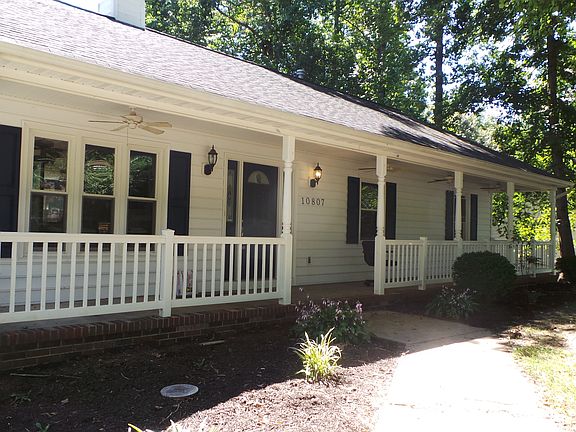 2nd image of 10807 Holleybrooke Dr