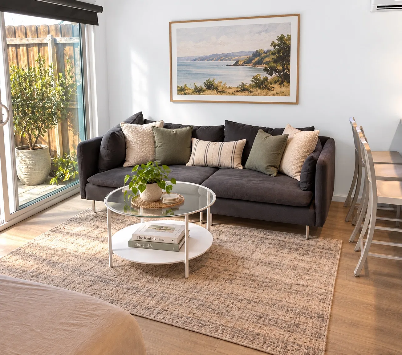 Studio, 400 sqft, $1,950 — Photo 2