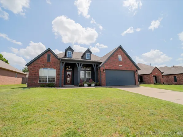 19722 E 44th St S, Broken Arrow, OK 74014