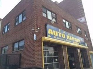 2nd image of 5894 Grand Ave