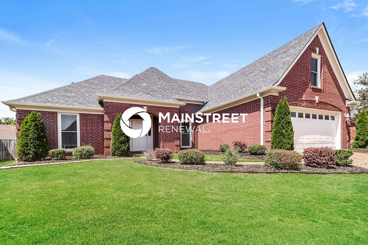 Front View - 1313 Hidden Ridge Ln