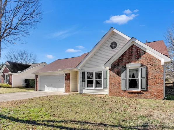 9607 Foggy Meadow Rd, Charlotte, NC 28269