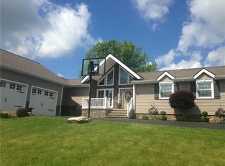 601 Cameron Rd, New Castle, PA 16101