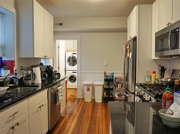 19 Ashland St #3, Somerville, MA 02144