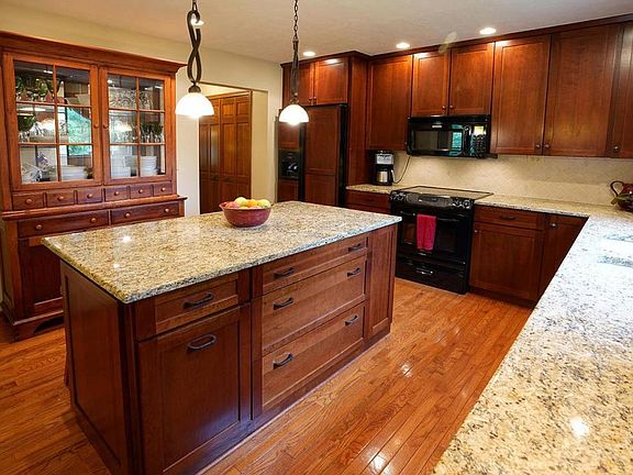 5th image of 5007 Brandamore Ct