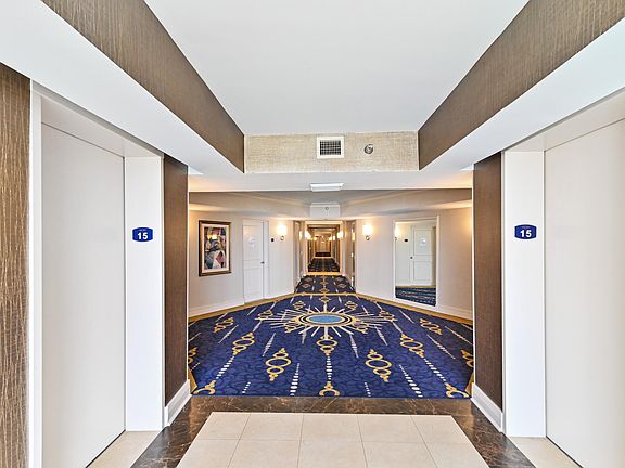 3rd image of 19101 Mystic Pointe Drive #1504