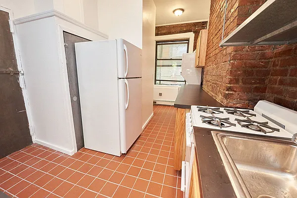 Rented by One Eleven Residential, Inc. | media 38