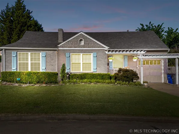 1728 S Columbia Pl, Tulsa, OK 74104