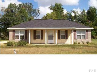 91 Cloverdale Rd, Atmore, AL 36502