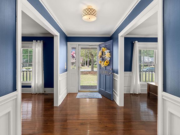 2nd image of 3385 Timberline Dr