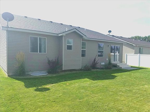 2nd image of 5091 Ryanne Way