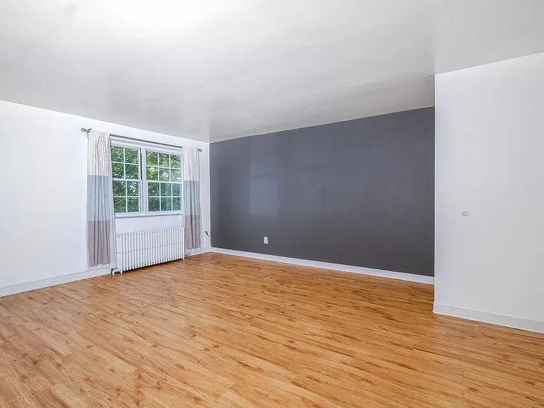 5426 Fifth Avenue — Photo 103