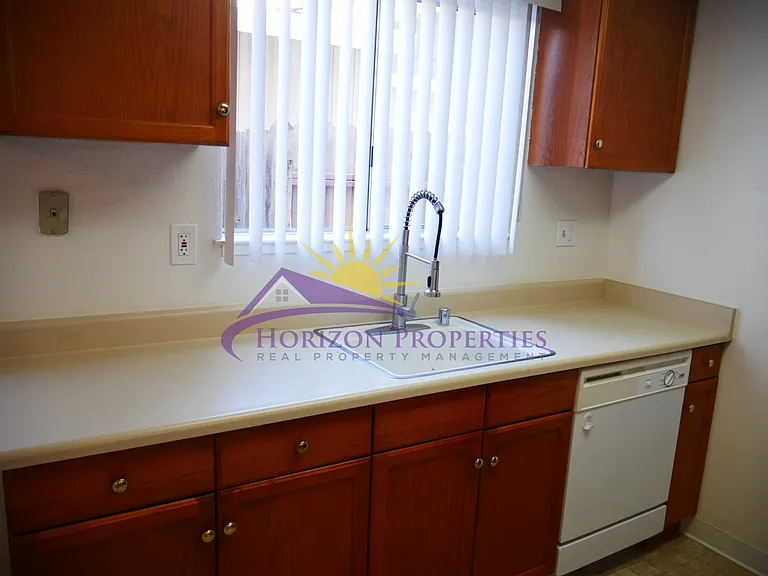8960 Laguna Vista Ct — Photo 9