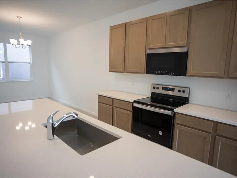 14035 Lochend Way — Photo 5