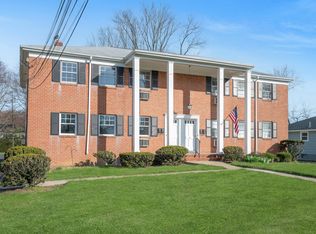 80 E Main St APT 5, Mendham, NJ 07945