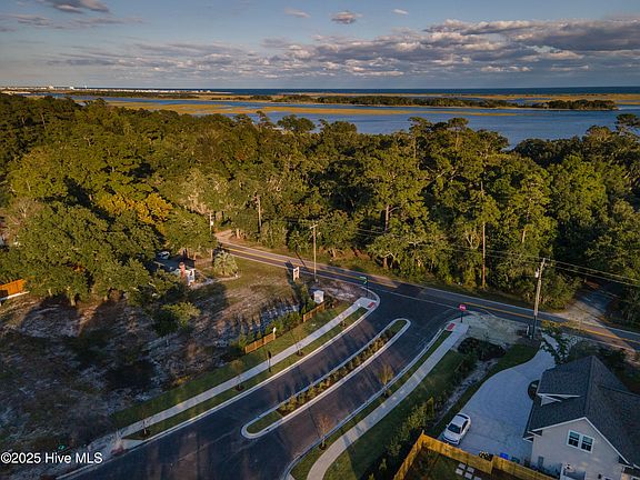 3rd image of 4214 Watersail Drive