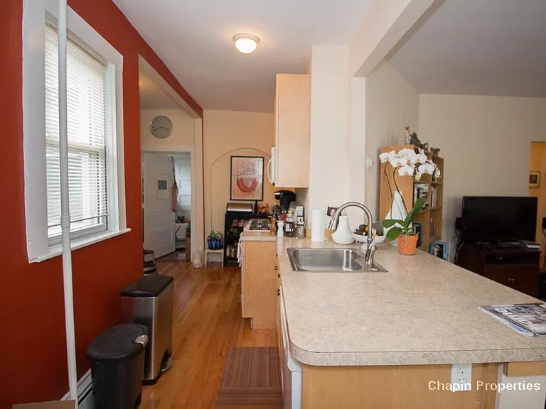 16 Kenwood St #1 — Photo 14