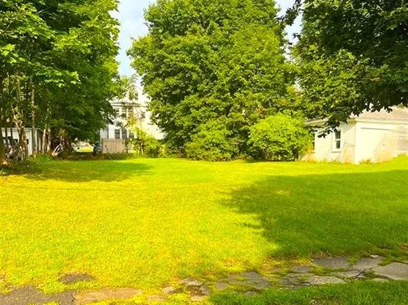 310 Buckingham Ave #6, Syracuse, NY 13210