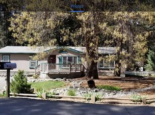 212 Barlow St, Cave Junction, OR 97523