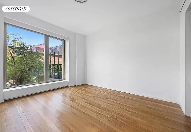75 Kenmare St #3J — Photo 10