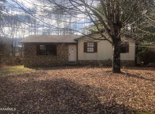 117 Angels Ln, Oliver Springs, TN 37840