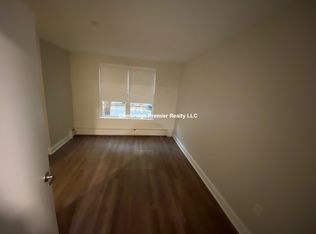150 Franklin St #10, Cambridge, MA 02139
