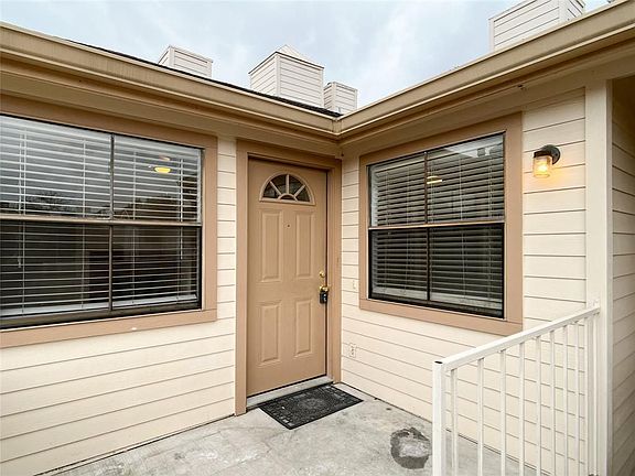 2nd image of 1103 Dulles Ave APT 1401
