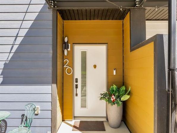 20 S 1st St SW, Redcliff, AB T0J 2P0