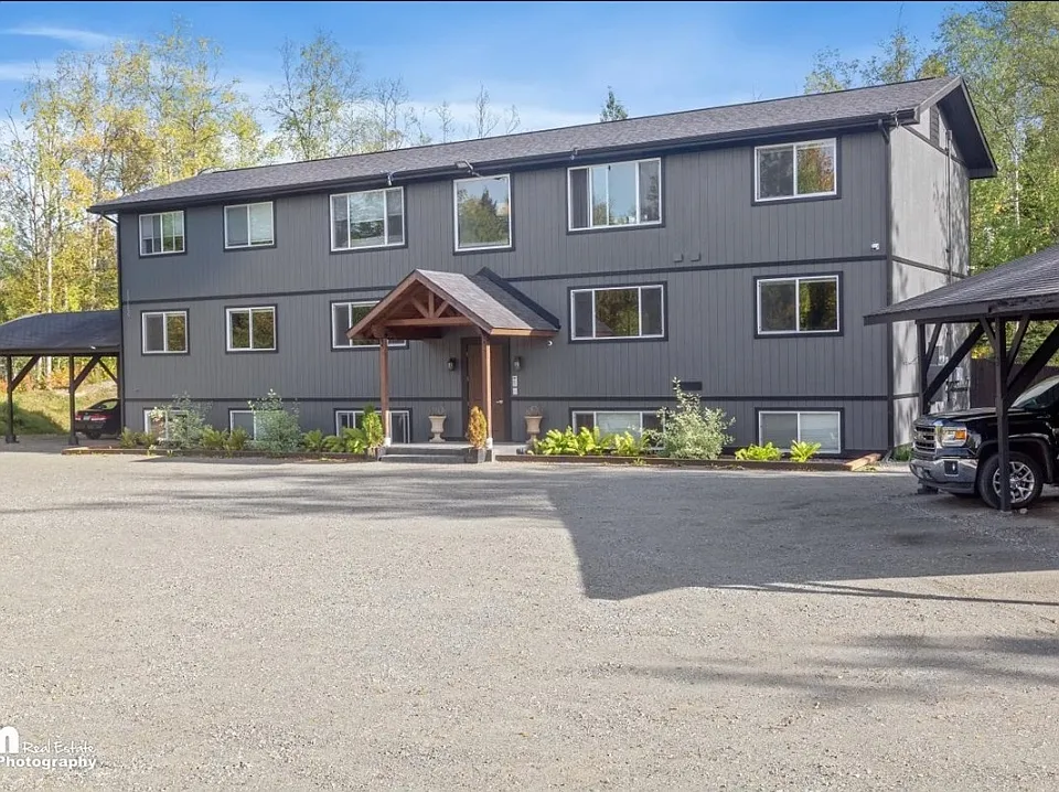 2131 W Melanie Ave #2