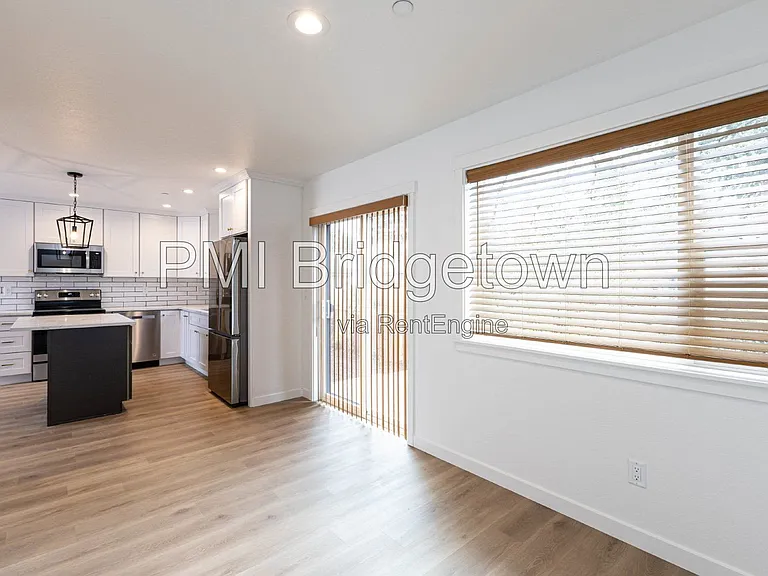 6308 SE Duke St — Photo 8
