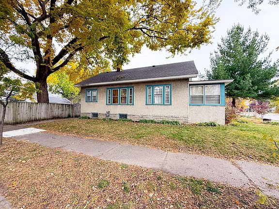 4th image of 1801 44th Ave N