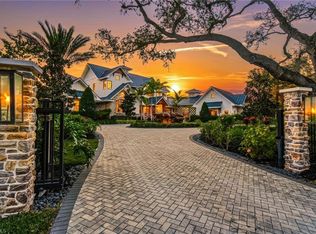 325 Cocohatchee Blvd, Naples, FL 34110