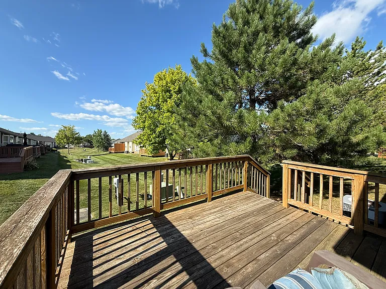 1788 Wexford Dr — Photo 24
