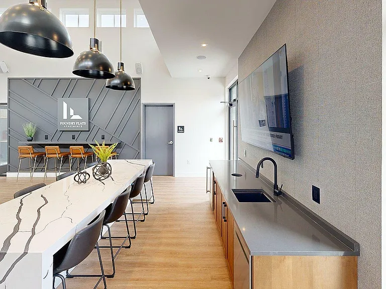 Foundry Flats — Photo 15