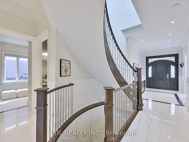 38A Doverwood Ct — Photo 5