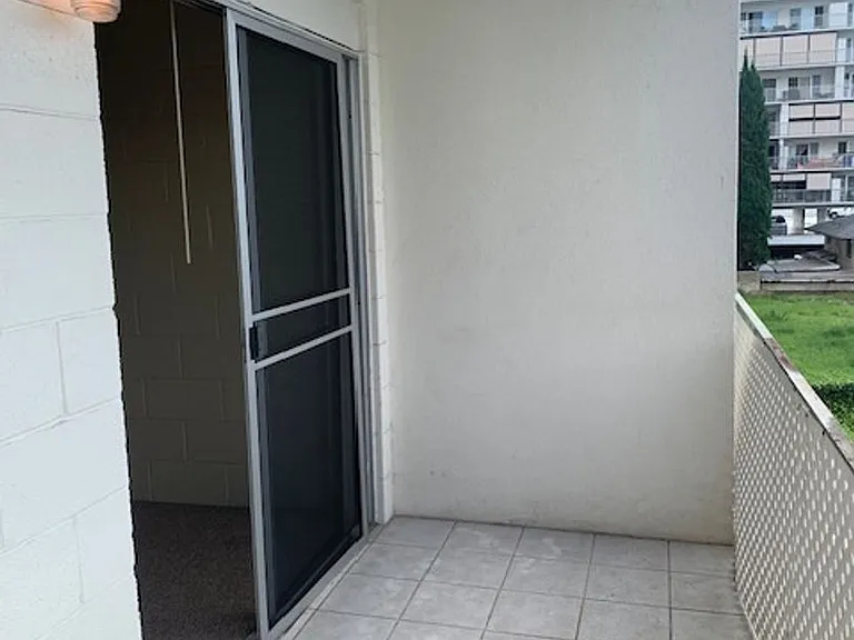 1669 Kewalo St — Photo 9