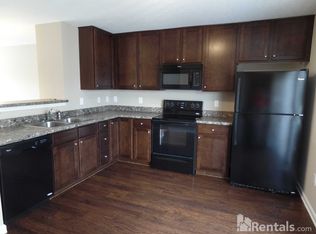 5679 Winding Rock Dr, Westerville, OH 43081
