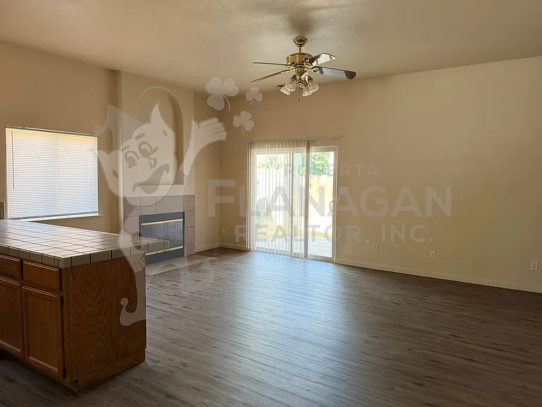 2974 Westminster Ct — Photo 3