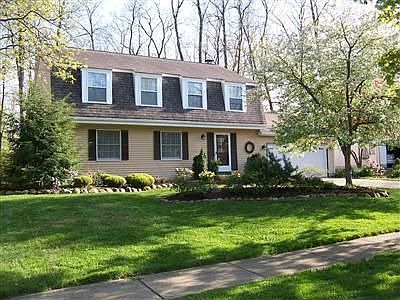 1st image of 886 Laurel Glens Dr