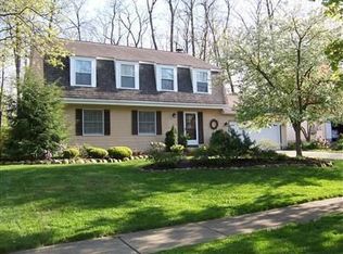 886 Laurel Glens Dr, Medina, OH 44256