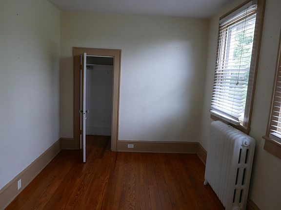 3rd image of 2038 Maiden Ln SW