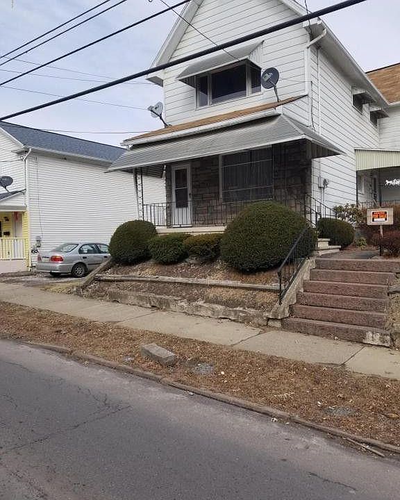 2nd image of 328 Blackman St