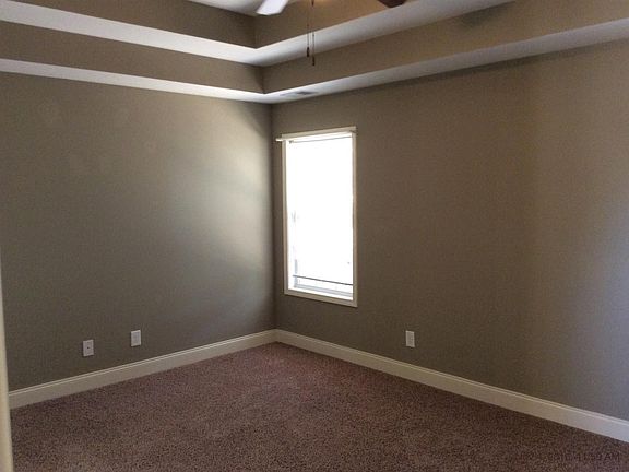 3rd image of 1306 Whitt Ln