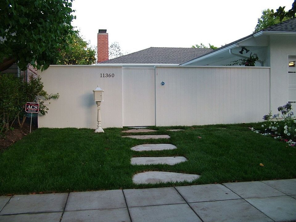 1st image of 11360 Bolas St