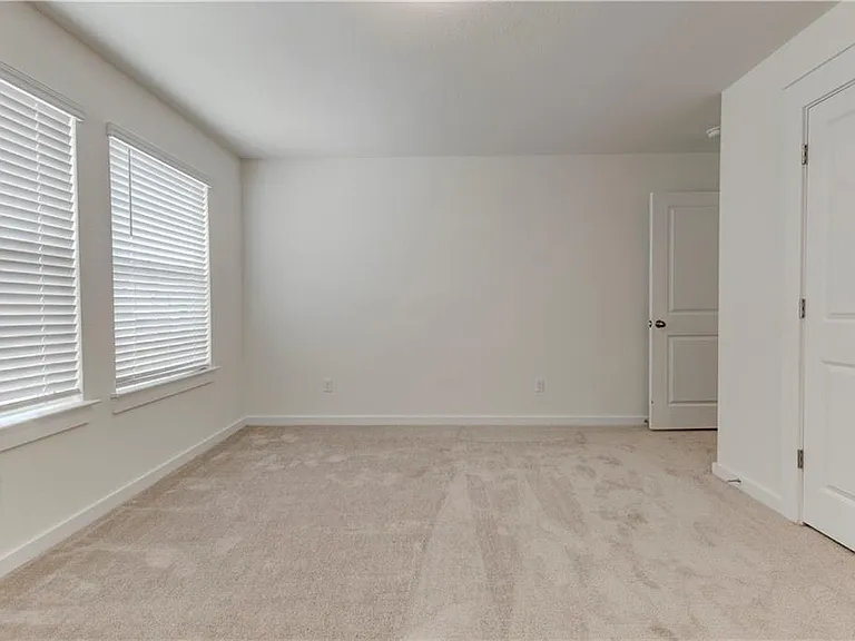 1328 Kneehigh Dr — Photo 13